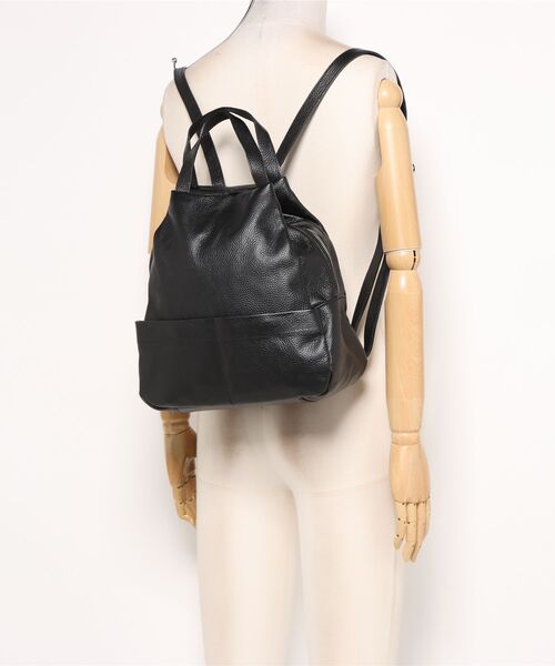 KATHARINE ROSS（キャサリンロス）の「【KATHARINE ROSS】【MILLELA FIRENZE】レザーリュック（バックパック/リュック・レディース・ブラック/ベージュ・MEDIUM）」の7枚目の写真