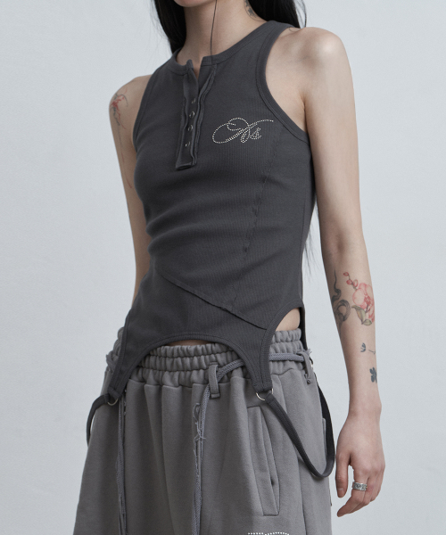 as you are(アズユーアー)の「ソーイングガーターキャミソールチャコール(Tシャツ/カットソー・レディース・その他・OS)」の5枚目の写真