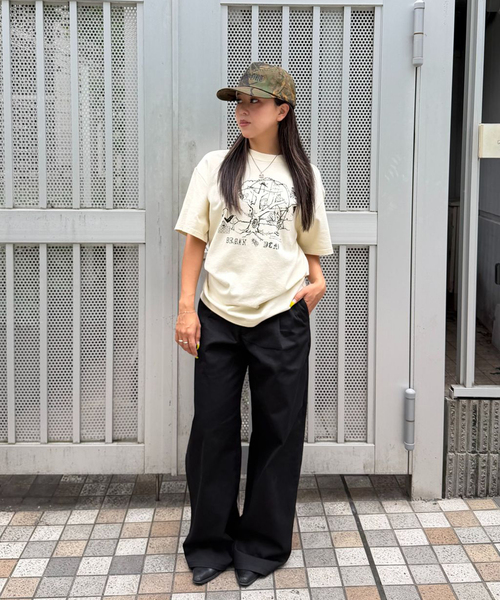 BRAIN DEAD（ブレインデット）の「【BRAIN DEAD/ブレインデッド】ORACLE T-SHIRT（Tシャツ/カットソー・レディース・アイボリー・MEDIUM/SMALL）」の11枚目の写真