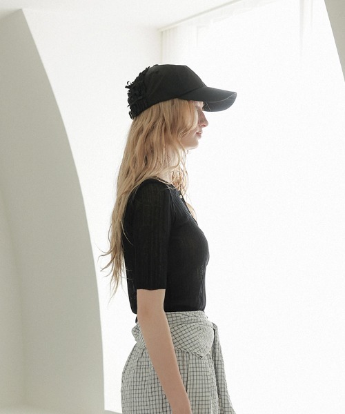 pufe（ピュフェ）の「【シアーラメが輝く上品トップス】【pufe】シアーリブヘンリートップス Tシャツ カットソー サマーニット プルオーバー 半袖 ヘンリーネック リブ シアー ラメ クルーネック レイヤード 通勤 通学（Tシャツ/カットソー・レディース・アイボリー/ピンク/ブラウン/ライトブルー/ブラック・ONE SIZE）」の14枚目の写真