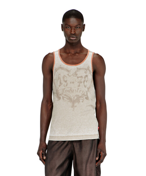 DIESEL（ディーゼル）の「メンズ スリーブレストップ T-HIRST（タンクトップ・メンズ・ベージュ系その他・LARGE/MEDIUM/SMALL/X-LARGE）」の4枚目の写真