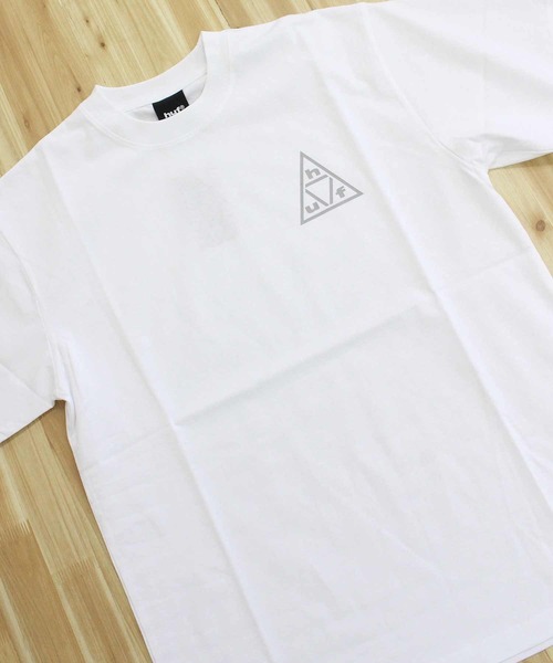 HUF(ハフ)の「トリプルトライアングル 半袖Tシャツ TRIPLE TRIANGLE SS TEE(Tシャツ/カットソー・メンズ・ホワイト×グレー/ブラック×ホワイト・M/L/XL)」の5枚目の写真