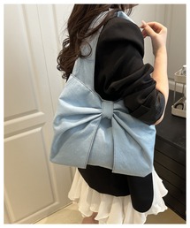大人可愛い。軽量デニム風リボンモチーフ ハンドバッグ