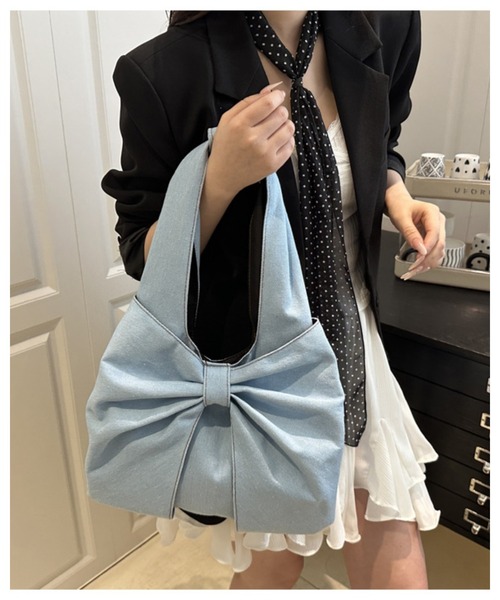 CHEER(チアー)の「大人可愛い。軽量デニム風リボンモチーフ ハンドバッグ(トートバッグ・レディース・ライトブルー/ブルー/ダークブルー・FREE)」の16枚目の写真