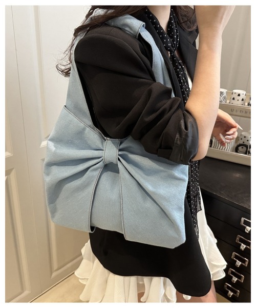 CHEER(チアー)の「大人可愛い。軽量デニム風リボンモチーフ ハンドバッグ(トートバッグ・レディース・ライトブルー/ブルー/ダークブルー・FREE)」の17枚目の写真