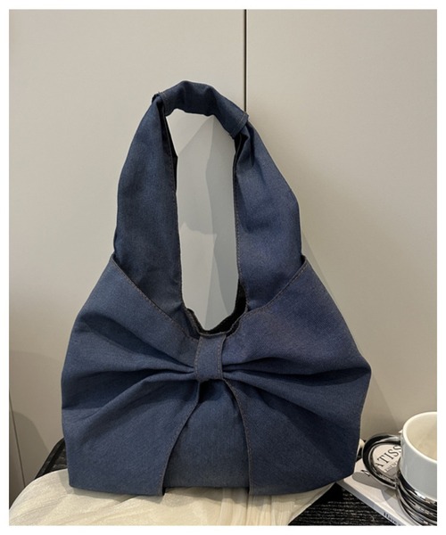 CHEER(チアー)の「大人可愛い。軽量デニム風リボンモチーフ ハンドバッグ(トートバッグ・レディース・ライトブルー/ブルー/ダークブルー・FREE)」の9枚目の写真
