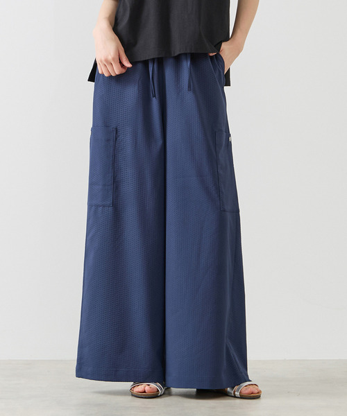 MELROSE claire(メルローズ クレール)の「【エステルサッカーイージーパンツ】(その他パンツ・レディース・ネイビー/ブラック/オフホワイト・2/3)」の3枚目の写真