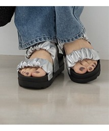ギャザーフラットサンダル