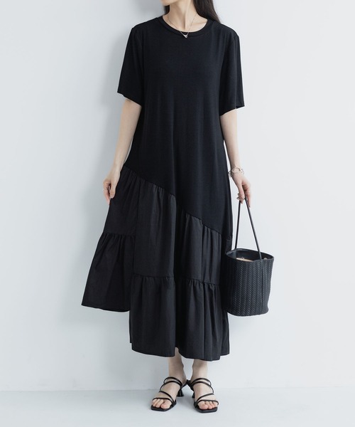 MAISON DE THERESE(メゾン ド テレーズ)の「夏 クルーネック ニット半袖 切り替え アシンメトリー ワンピース(ワンピース・レディース・White/Black・FREE)」の1枚目の写真