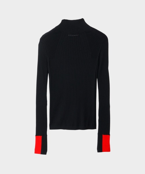 CINOH(チノ)の「15.5 MICRON WOOL SOFT V-NECK KNIT(ニット/セーター・レディース・ブラック/チャコールグレー/ベージュ・38/36)」の12枚目の写真