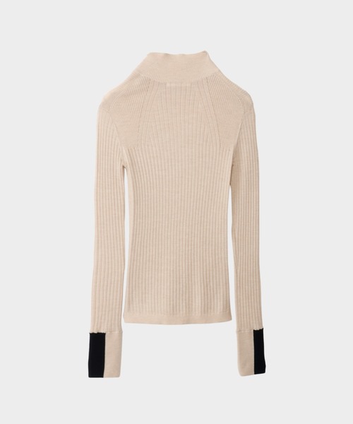 CINOH(チノ)の「15.5 MICRON WOOL SOFT V-NECK KNIT(ニット/セーター・レディース・ブラック/チャコールグレー/ベージュ・38/36)」の16枚目の写真