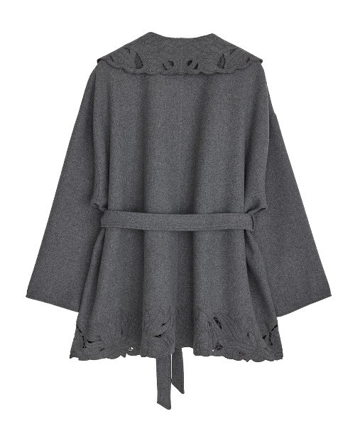 Ameri(アメリ)の「WOOL EMBROIDERY GOWN COAT(ノーカラーコート・レディース・ブラウン/グレー・MEDIUM/SMALL)」の22枚目の写真
