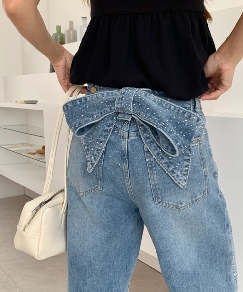 Achic(アシック)の「【SNSで話題!】バックリボンビジューデニムパンツ(デニムパンツ・レディース・ブルー・S/M/L)」の18枚目の写真