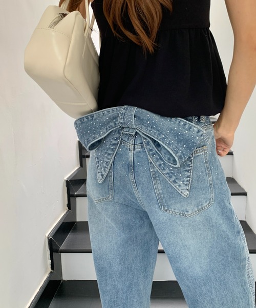 Achic(アシック)の「【SNSで話題!】バックリボンビジューデニムパンツ(デニムパンツ・レディース・ブルー・S/M/L)」の20枚目の写真