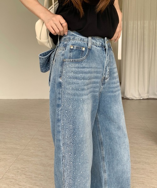 Achic(アシック)の「【SNSで話題!】バックリボンビジューデニムパンツ(デニムパンツ・レディース・ブルー・S/M/L)」の14枚目の写真
