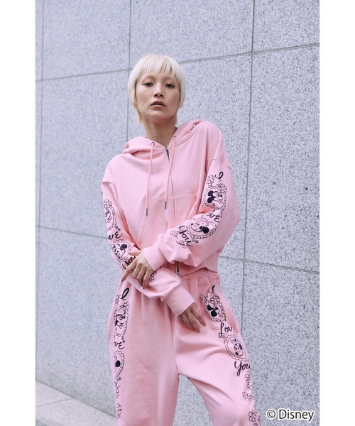 WCJ(ダブルシージェイ)の「Disney / SWEAT ZIP HOODIE(パーカー・レディース・レッド/ピンク・FREE)」の4枚目の写真