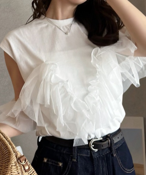 Eclat one（エクラワン）の「【Eclat one】チュール シアー フリル ノースリーブ カットソー（Tシャツ/カットソー・レディース・オリーブ/ブラック/オフホワイト・FREE）」の5枚目の写真