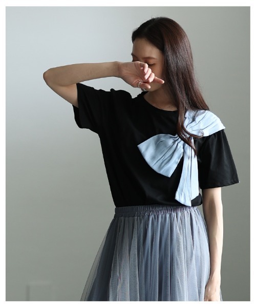 Sawa a la mode(サワアラモード)の「アシンメトリーリボンモチーフカットソー(Tシャツ/カットソー・レディース・ブラック/ホワイト・FREE)」の8枚目の写真