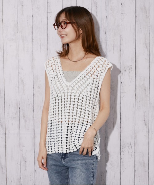 GORGE(ゴージ)の「《かぎ針編み・レースアップ》タンクトップ/ナチュラル×フェミカジュ/春夏/全3色(タンクトップ・レディース・ベージュ/オフホワイト/ブラック・F)」の12枚目の写真