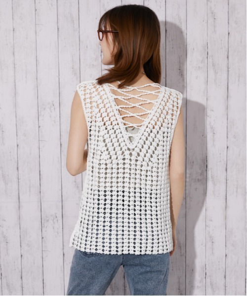 GORGE(ゴージ)の「《かぎ針編み・レースアップ》タンクトップ/ナチュラル×フェミカジュ/春夏/全3色(タンクトップ・レディース・ベージュ/オフホワイト/ブラック・F)」の16枚目の写真