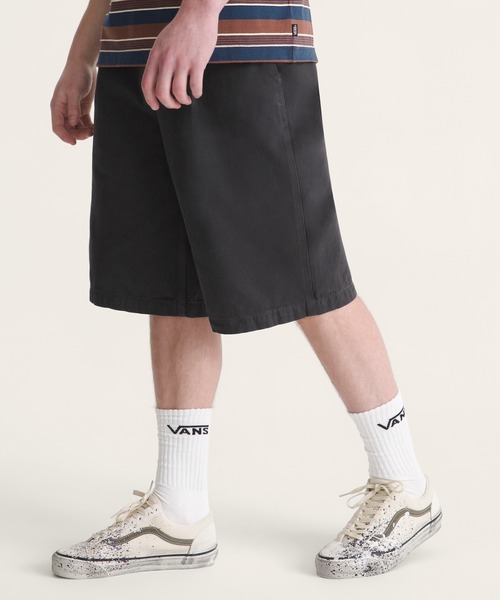 VANS(バンズ)の「AUTHENTIC チノバギーショーツ / Authentic Chino Baggy Short Ch VN000VN2H911(チノパンツ・メンズ・スミクロ・32inch/30inch/28inch/34inch)」の2枚目の写真