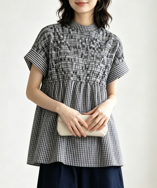 gossip!ロサンゼルス(ゴシップロサンゼルス)の「【2カラー展開】ハイネックシャーリングギャザー半袖チュニック(シャツ/ブラウス・レディース・ブラック/チェック・FREE)」の1枚目の写真