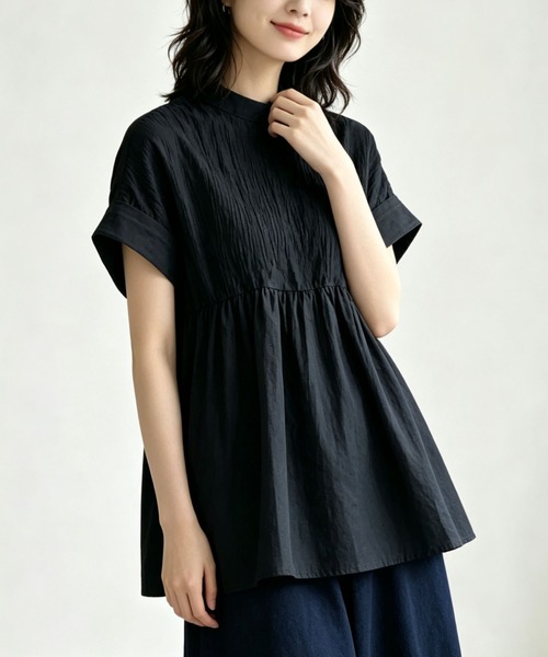 gossip!ロサンゼルス(ゴシップロサンゼルス)の「【2カラー展開】ハイネックシャーリングギャザー半袖チュニック(シャツ/ブラウス・レディース・ブラック/チェック・FREE)」の4枚目の写真