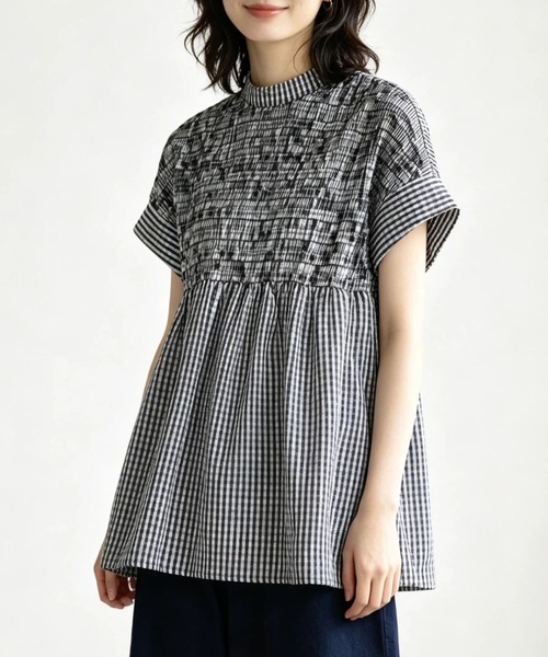 gossip!ロサンゼルス(ゴシップロサンゼルス)の「【2カラー展開】ハイネックシャーリングギャザー半袖チュニック(シャツ/ブラウス・レディース・ブラック/チェック・FREE)」の6枚目の写真