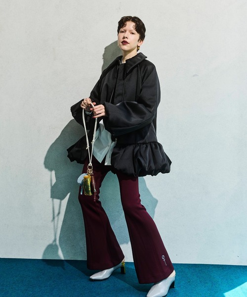 OMMO(オーエムエムオー)の「BALLOON PEPLUM BZ(ブルゾン・レディース・ブラック/ボルドー・38/36)」の10枚目の写真