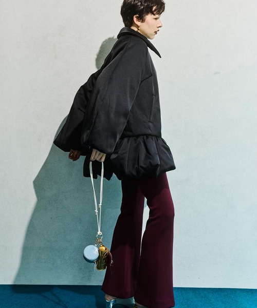 OMMO(オーエムエムオー)の「BALLOON PEPLUM BZ(ブルゾン・レディース・ブラック/ボルドー・38/36)」の11枚目の写真