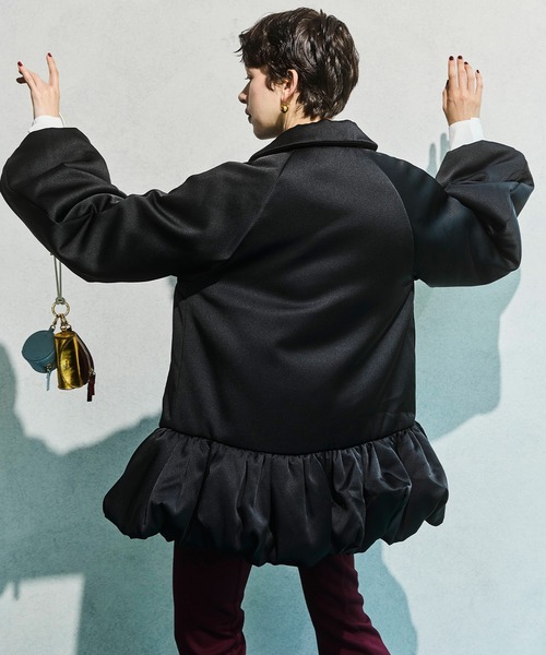 OMMO(オーエムエムオー)の「BALLOON PEPLUM BZ(ブルゾン・レディース・ブラック/ボルドー・38/36)」の4枚目の写真