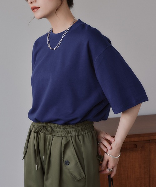 210nouve(トゥージュヌーブ)の「バイカラー ロールアップ Tシャツ(Tシャツ/カットソー・レディース・グレー/ベージュ/ネイビー・FREE)」の4枚目の写真