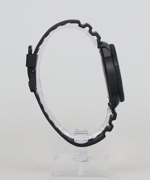 CASIO(カシオ)の「CASIO Collection / MRW-240H-1E3JF(アナログ腕時計・メンズ・ブラック×グリーン・FREE)」の4枚目の写真