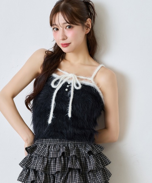 one after another NICE CLAUP(ワンアフターアナザーナイスクラップ)の「パウダーフェザービスチェ(キャミソール・レディース・アイボリー/ブラック/サックスブルー/ピンク/ブラウン/グレー・FREE)」の16枚目の写真