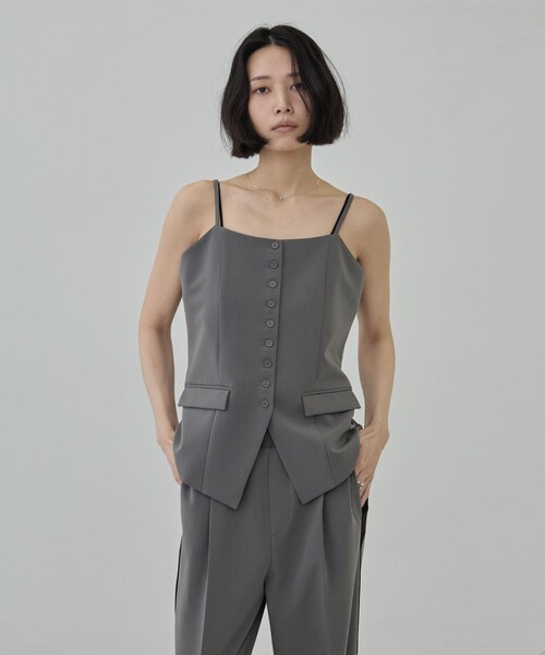 GALLEST(ギャレスト)の「Comfy Set Up|キャミジレ【セットアップ対応/通勤/カセット服】(ベスト・レディース・ブラック/ベージュ/ダークグレー・36/38/40)」の8枚目の写真