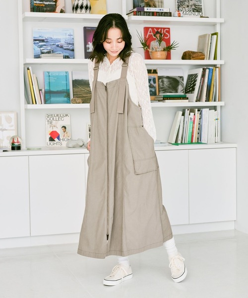 niko and...(ニコアンド)の「WORKポケットジャンパースカート(ジャンパースカート・レディース・マスタード/モカ/チャコール・MEDIUM/LARGE)」の15枚目の写真