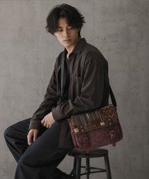 SORENA（ソレナ）の「本革ネイティブ柄ショルダーバッグ（ショルダーバッグ）」