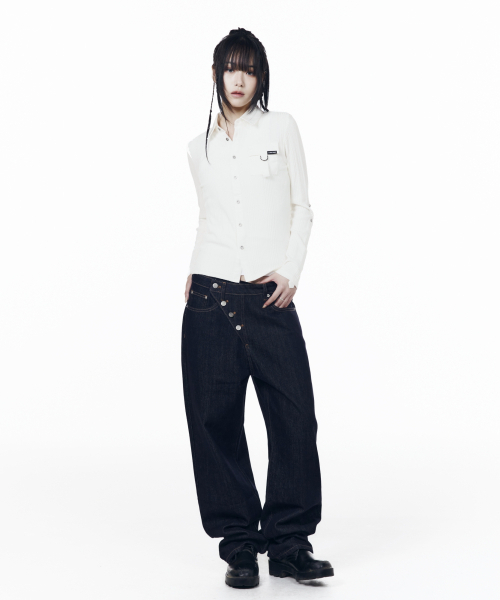 AAKAM（アーカム）の「Roll-Up Pocket Long Shirts (White)（シャツ/ブラウス・レディース・その他・1/2）」の6枚目の写真