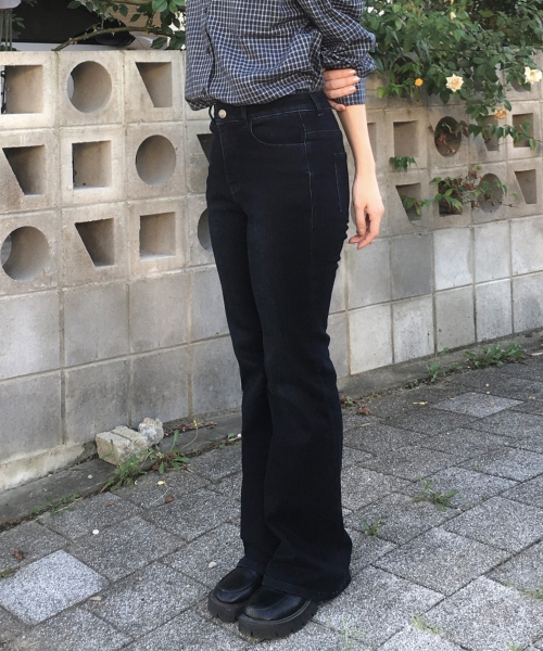 MIND BRIDGE WOMEN（マインドブリッジウーマン）の「[W]bootカット ウォッシュドインディゴ デニムパンツ_IN（デニムパンツ・レディース・インディゴブルー・SMALL/MEDIUM/LARGE）」の3枚目の写真