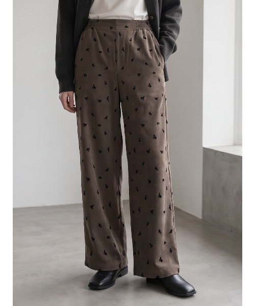 Sew loop(ソーループ)の「フロッキープリントワイドパンツ(スラックス・レディース・カーキオリーブ・L/M)」の5枚目の写真