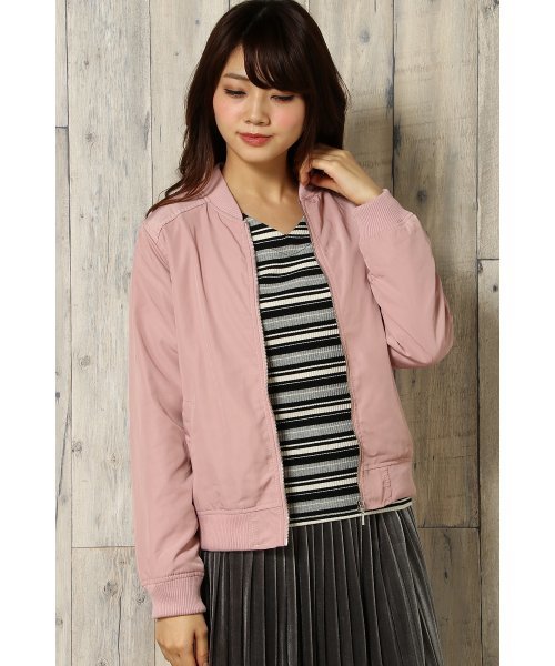 VENCEEXCHANGE（ヴァンスエクスチェンジ）の「E/ツイルMA-1                       （MA-1・レディース・梅/ダークグリーン/ブラック・MEDIUM）」の3枚目の写真