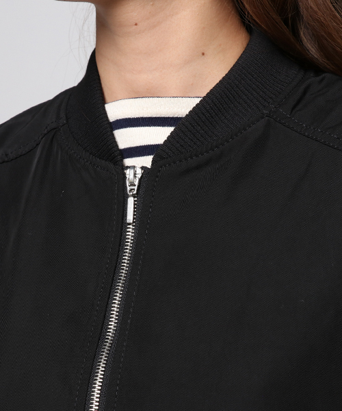 VENCEEXCHANGE（ヴァンスエクスチェンジ）の「E/ツイルMA-1                       （MA-1・レディース・梅/ダークグリーン/ブラック・MEDIUM）」の7枚目の写真