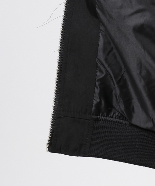 VENCEEXCHANGE（ヴァンスエクスチェンジ）の「E/ツイルMA-1                       （MA-1・レディース・梅/ダークグリーン/ブラック・MEDIUM）」の12枚目の写真