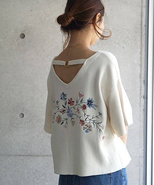 laboratory work（ラボラトリーワーク）の「刺繍袖フレアプルオーバー（Tシャツ/カットソー・レディース・オフホワイト/杢グレー/ブラック・MEDIUM）」の7枚目の写真