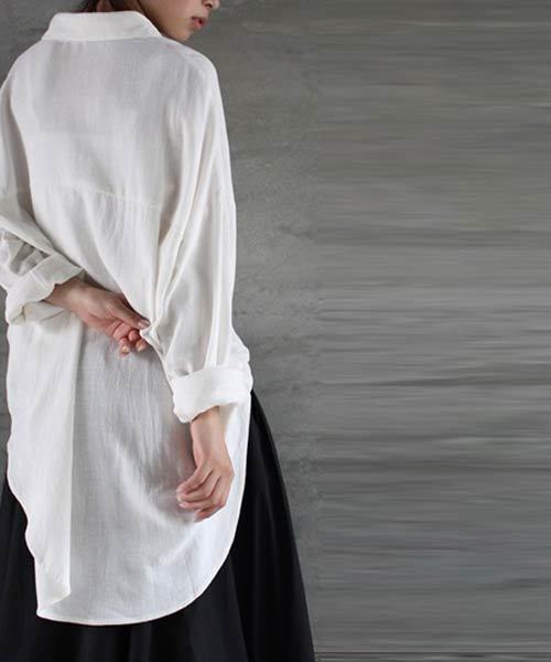 antiqua（アンティカ）の「前後差デザインシャツ（シャツ/ブラウス・レディース・ベージュ/オフホワイト/ピンク・FREE）」の6枚目の写真