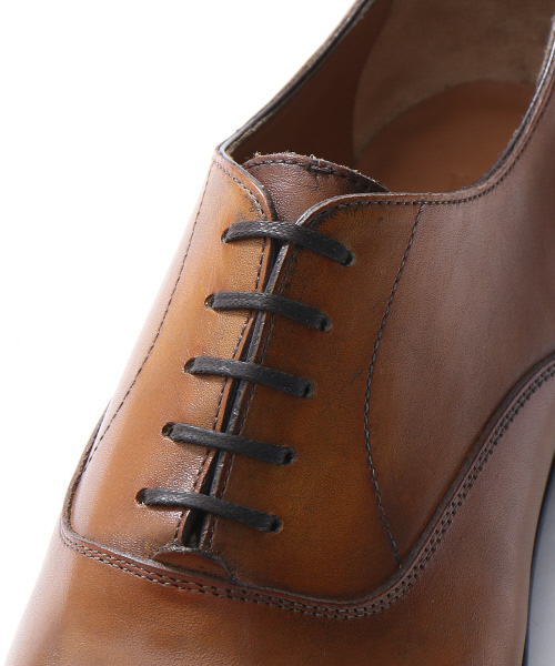 alfredoBANNISTER(アルフレッドバニスター)の「手染めストレートチップ(ドレスシューズ・メンズ・キャメル/ネイビー/ブラック・41/40/43/42/39/44)」の8枚目の写真