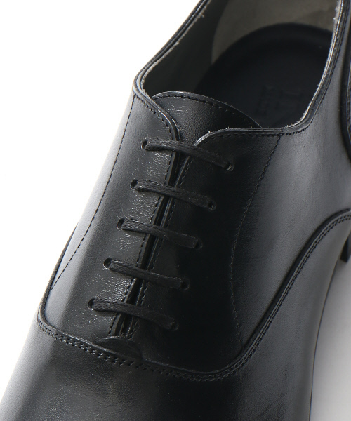 alfredoBANNISTER(アルフレッドバニスター)の「手染めストレートチップ(ドレスシューズ・メンズ・キャメル/ネイビー/ブラック・41/40/43/42/39/44)」の13枚目の写真