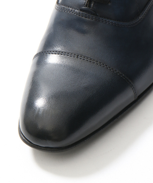 alfredoBANNISTER(アルフレッドバニスター)の「手染めストレートチップ(ドレスシューズ・メンズ・キャメル/ネイビー/ブラック・41/40/43/42/39/44)」の15枚目の写真