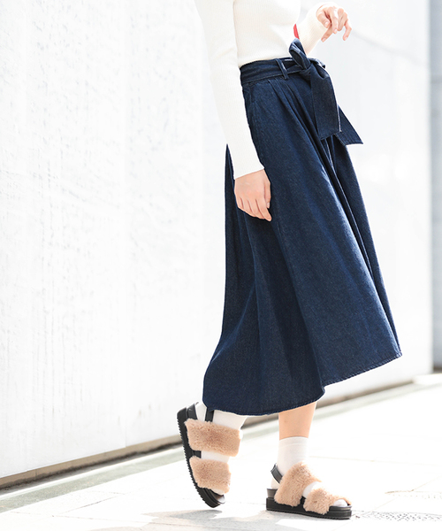 WEGO(ウィゴー)の「WEGO/デニムリボンイレヘムミディスカート(デニムスカート・レディース・インディゴブルー/ダークインディゴブルー・SMALL/LARGE/MEDIUM)」の2枚目の写真