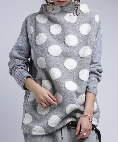 antiqua（アンティカ）の「ふわふわドットトップス（Tシャツ/カットソー・レディース・ブラック/グレー・FREE）」の11枚目の写真